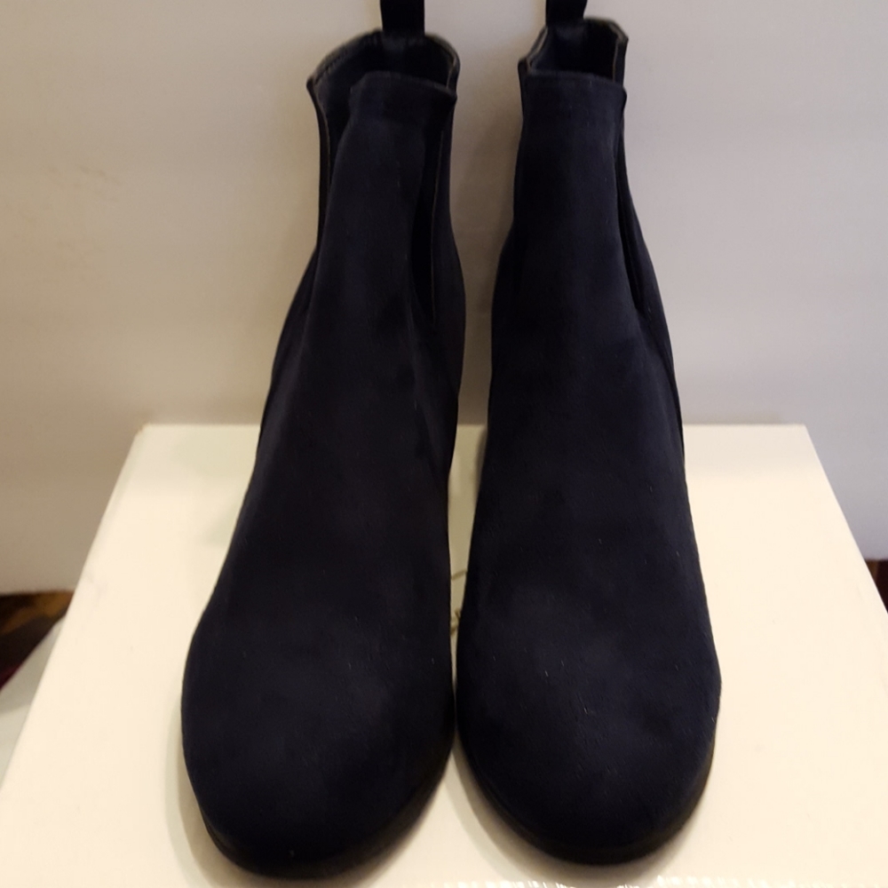 Sould Out Women's Ankle High Heeled Boots